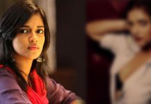 Glamour போஸ் கொடுத்துள்ள வசுந்தரா கஷ்யாப் ! உருகும் ரசிகர்கள்..!