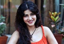 நடிகை ஸ்ருதிஹாசன் வெளியிட்ட Latest Glamour புகைப்படம் !