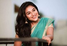 காட்டுக்குள் செம்ம நாட்டு கட்டையாக இருக்கும் மேயாத மான் இந்துஜா !!