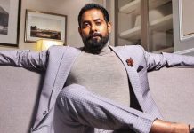 ரசிகர்களை கவர்ந்த பகவான் ஆரி!!