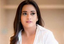 பாண்டியன் ஸ்டோர்ஸ் நடிகை காவ்யாவின் லேட்டஸ்ட் ஸ்பெஷல் புகைப்படங்கள்!!