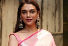 “ஒல்லி பெல்லி… கிளாமர் ராணி…” – Two Piece – இல் அதிதி ராவ் வெளியிட்ட புகைப்படங்கள் !