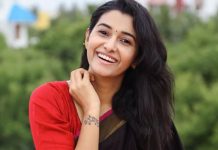 T-shirt-அ இறுக்கி செம்ம Tight – ஆ காட்டும் பிரியா பவானி ஷங்கரின் லேட்டஸ்ட் புகைப்படங்கள் !