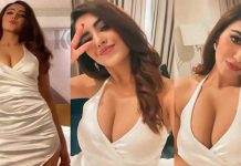 சட்டைய ஒப்பான விட்டு கவர்ச்சி போஸ் கொடுத்த மாளவிகா சர்மா ஹாட் போட்டோஸ்!!