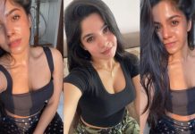 ப்பா.. எட்டிப் பார்க்கும் கொள்ளையழகு… திவ்யபாரதியின் லேட்டஸ்ட் ஹாட் கிளிக்ஸ்!!