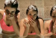 ப்பா முடியல… மார்க்கமான போஸ் கொடுத்து ரசிகர்களை சூடேற்றிய ஆஷ்னா சாவேரி!!