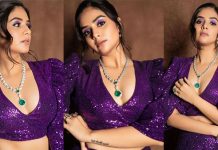 உங்க பார்வையே ஏதோ பண்ணுது.. சொக்க வைக்கும் அழகில் ஸ்ரீமுகி வெளியிட்ட ஹாட் கிளிக்ஸ்!!