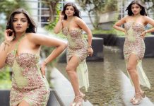 முன்னழகை காட்டி படுமோசமான போஸ் கொடுத்த நடிகை ஆஷ்னா சவேரி!!